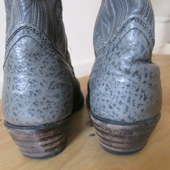 Made in USA gray leather cowboy boots 8D - Picture 6 of 10